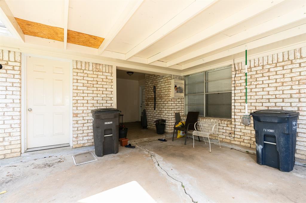6300 Wheaton Drive Property Photo 15