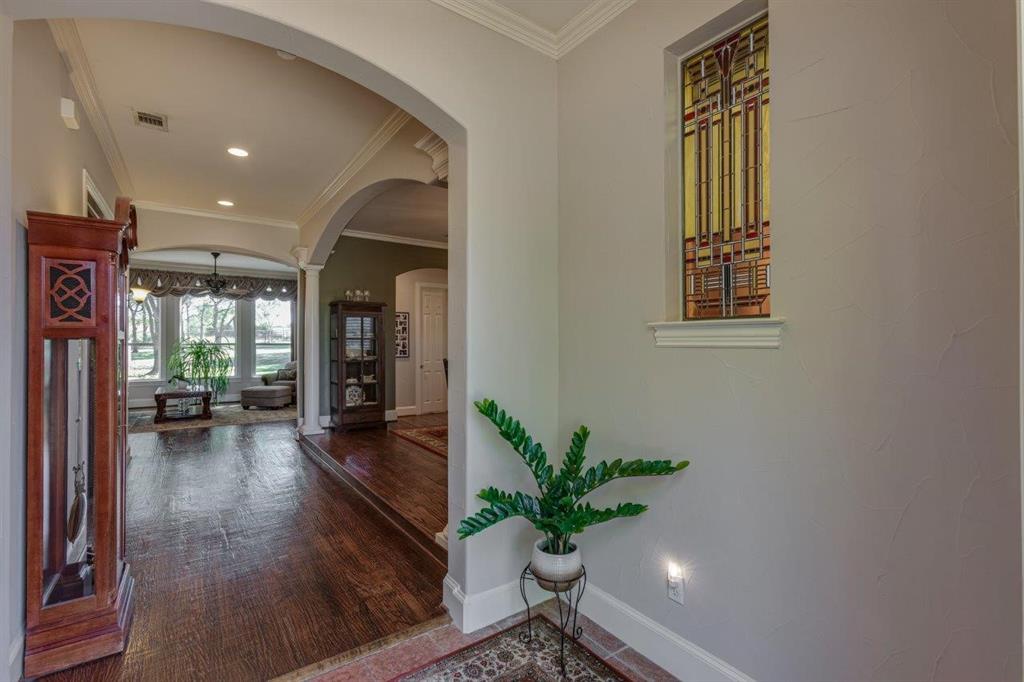 9777 Kendall Circle Property Photo 2