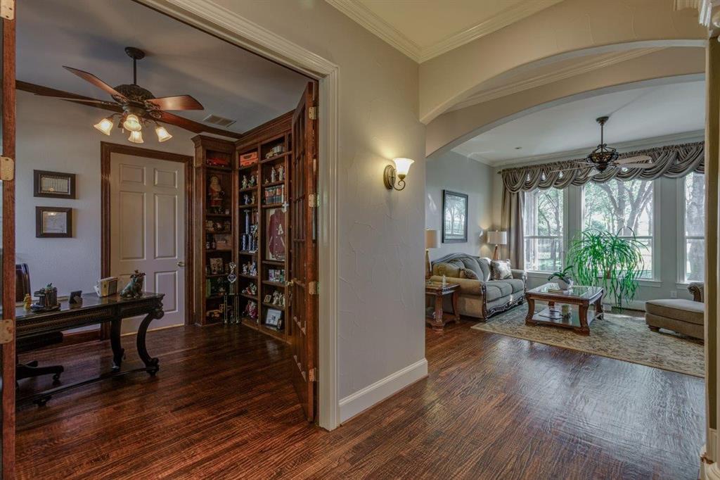 9777 Kendall Circle Property Photo 3