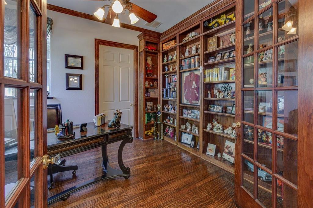 9777 Kendall Circle Property Photo 4