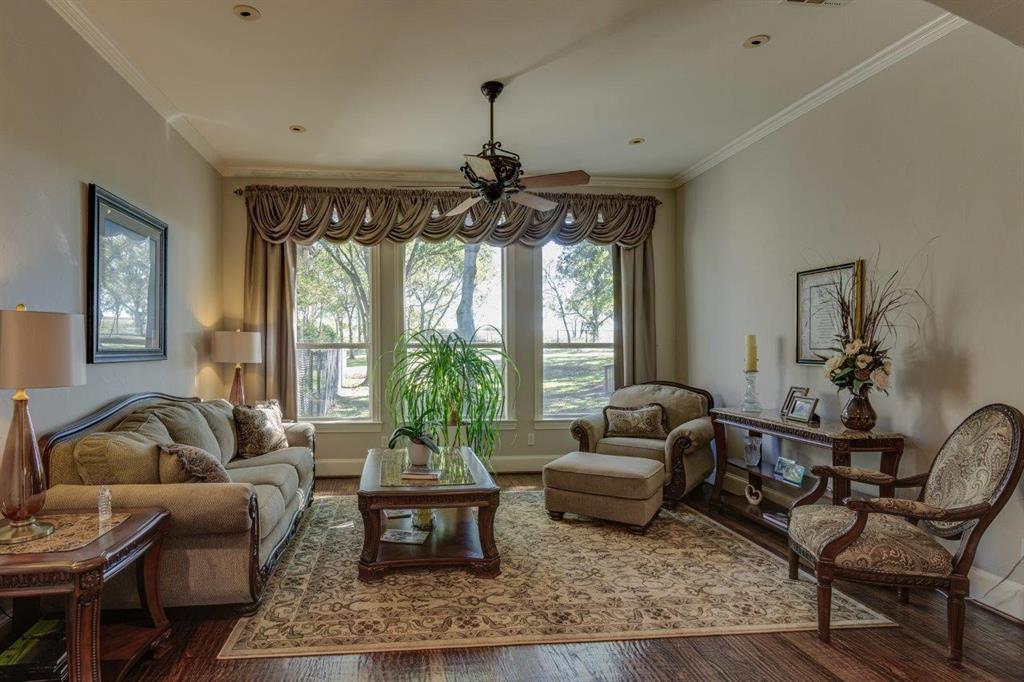 9777 Kendall Circle Property Photo 6