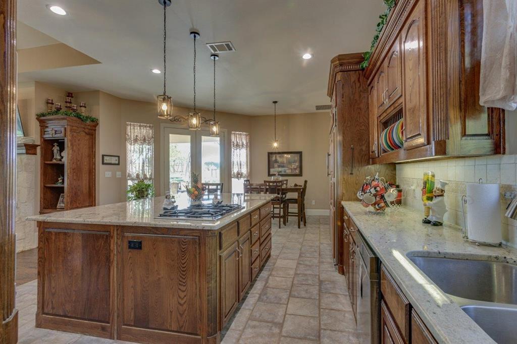 9777 Kendall Circle Property Photo 11