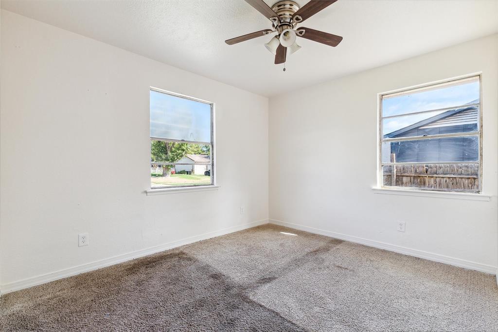 426 Glencairn Drive Property Photo 19