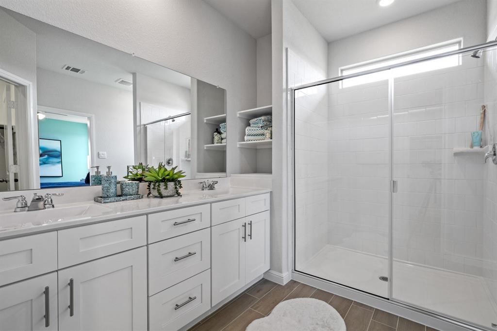 8913 Boulder Oak Boulevard Property Photo 17