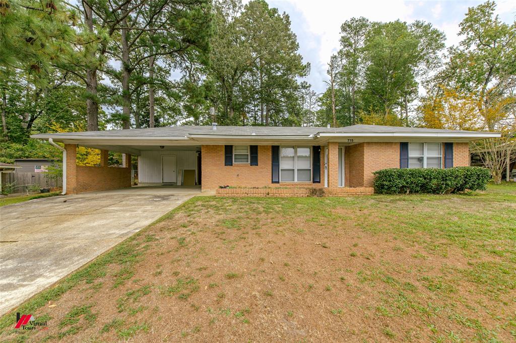 715 9th Street Property Photo 1
