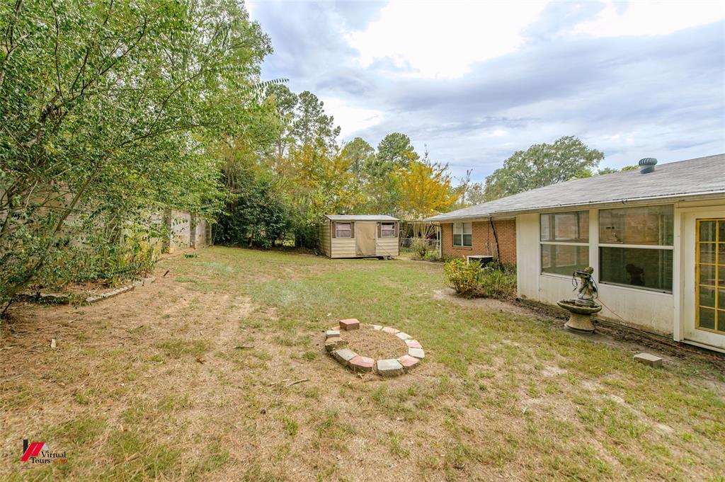 715 9th Street Property Photo 10