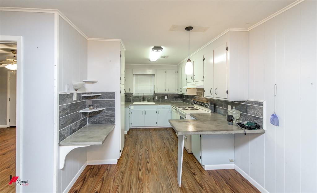 715 9th Street Property Photo 14