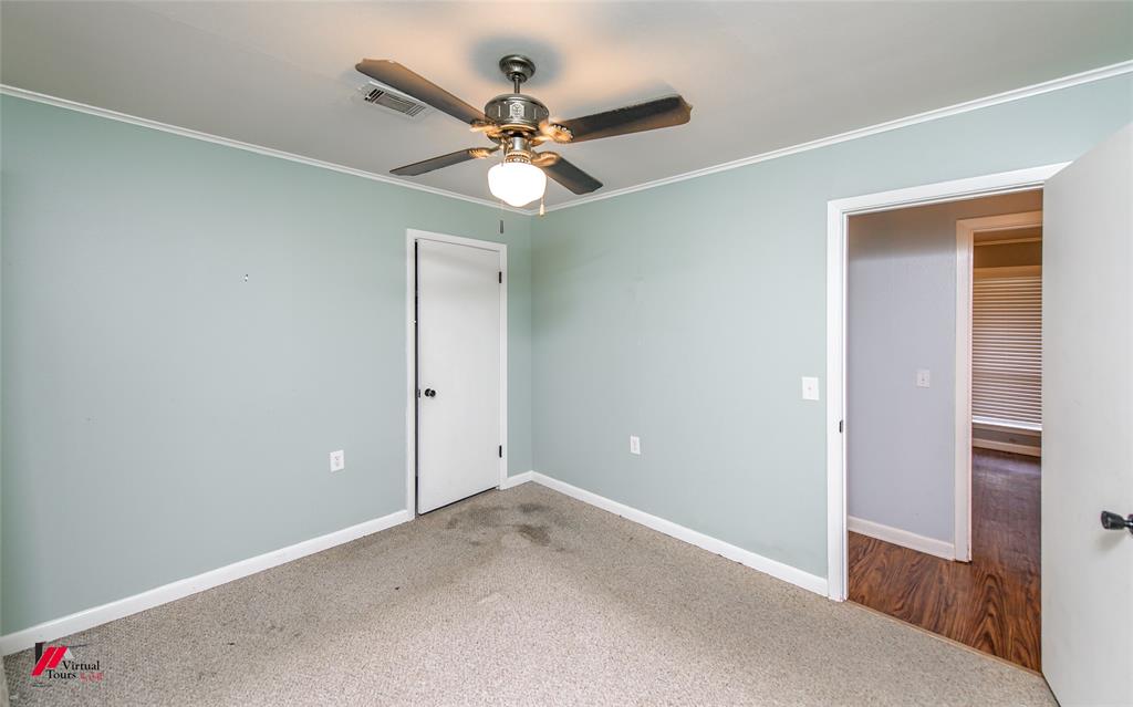 715 9th Street Property Photo 21