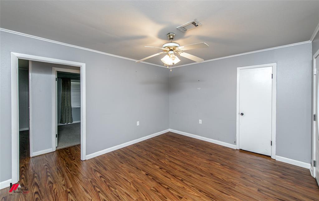 715 9th Street Property Photo 23