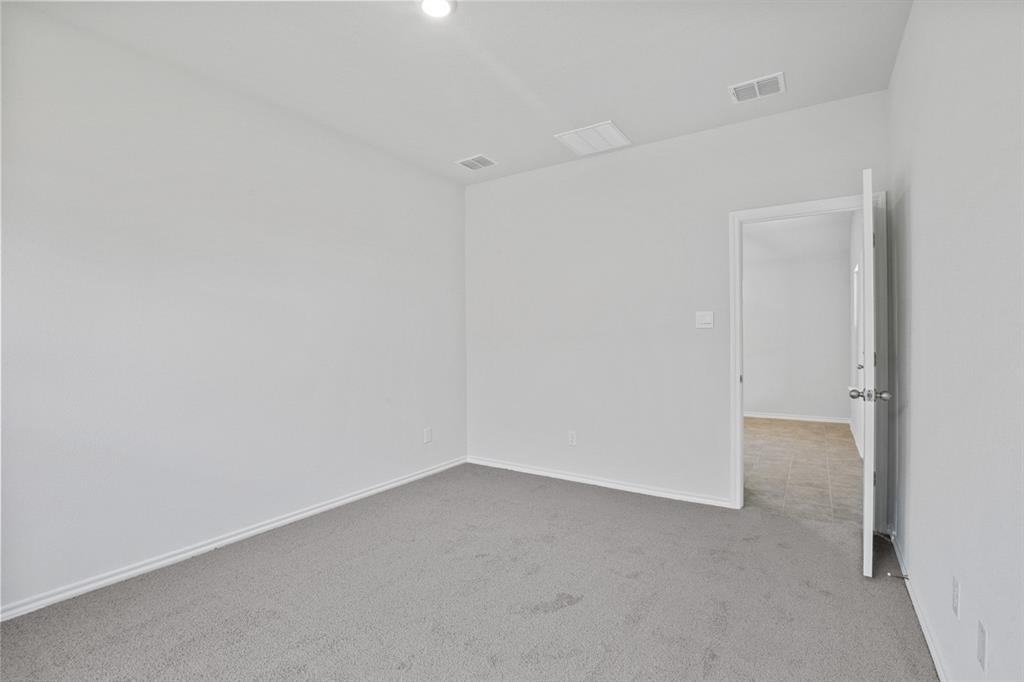 180 Running River Drive Property Photo 15