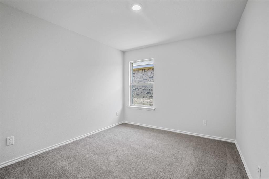 180 Running River Drive Property Photo 23