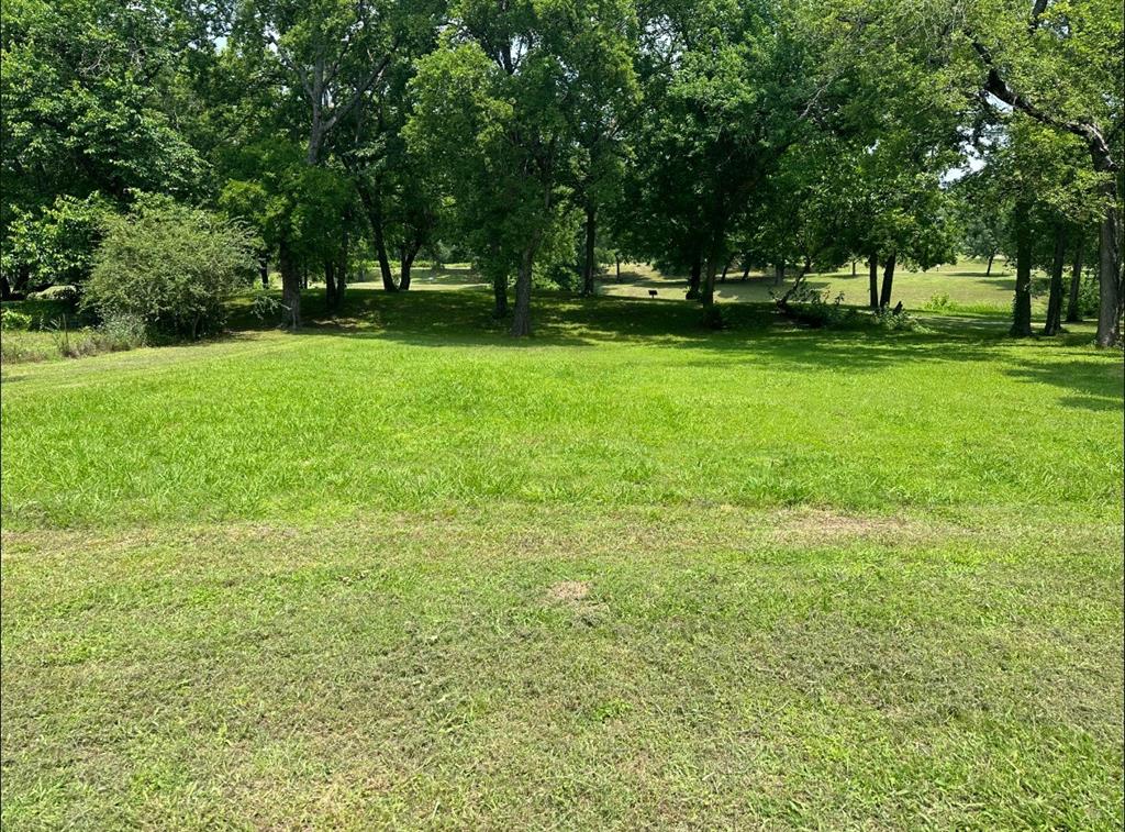 702 S 6th Street Property Photo 2