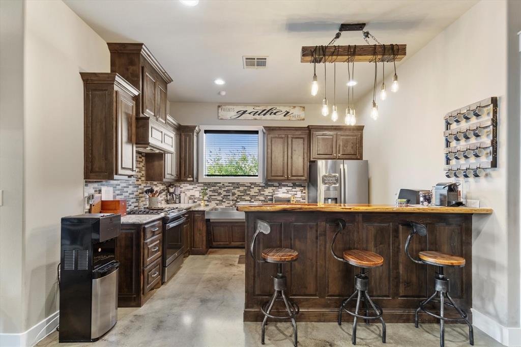 5805 Starnes Road Property Photo 8