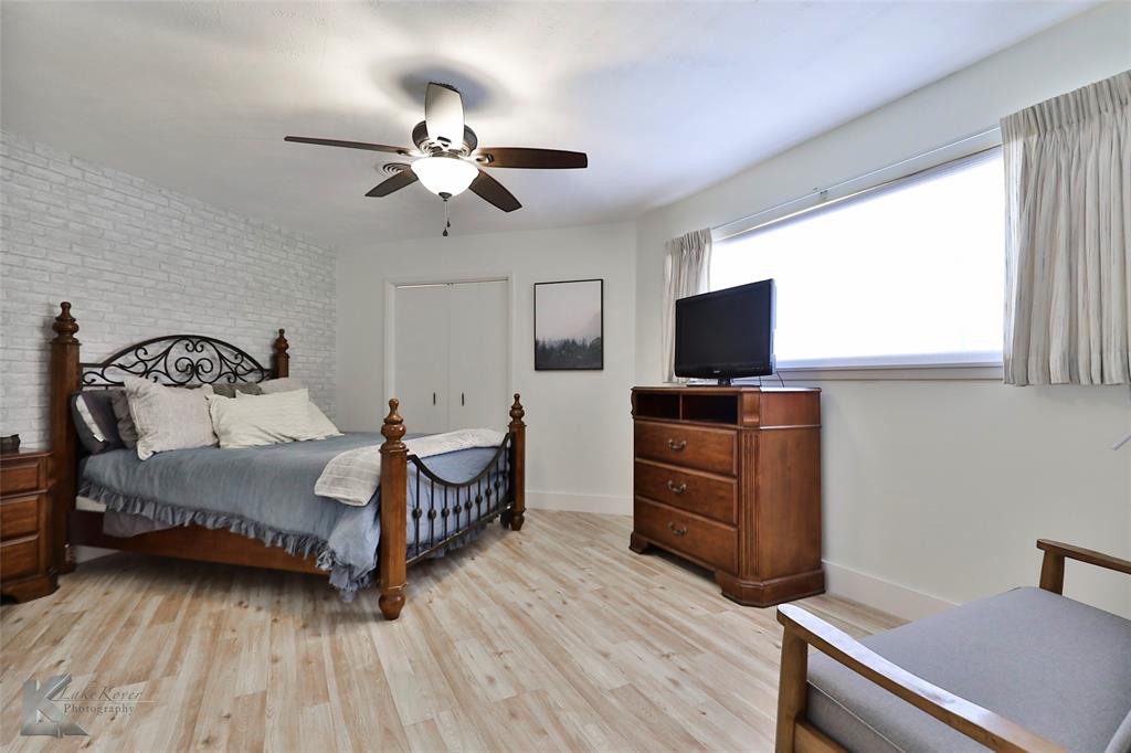 2034 Robin Road Property Photo 17