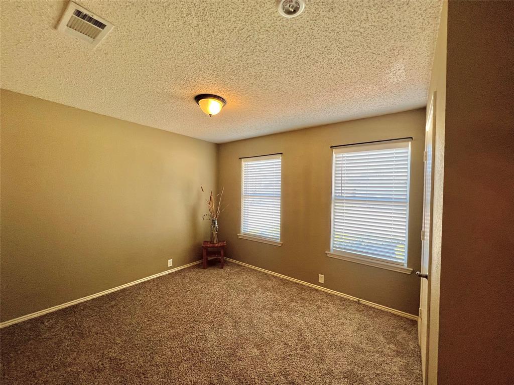 115 Pheasant Lane Property Photo 28