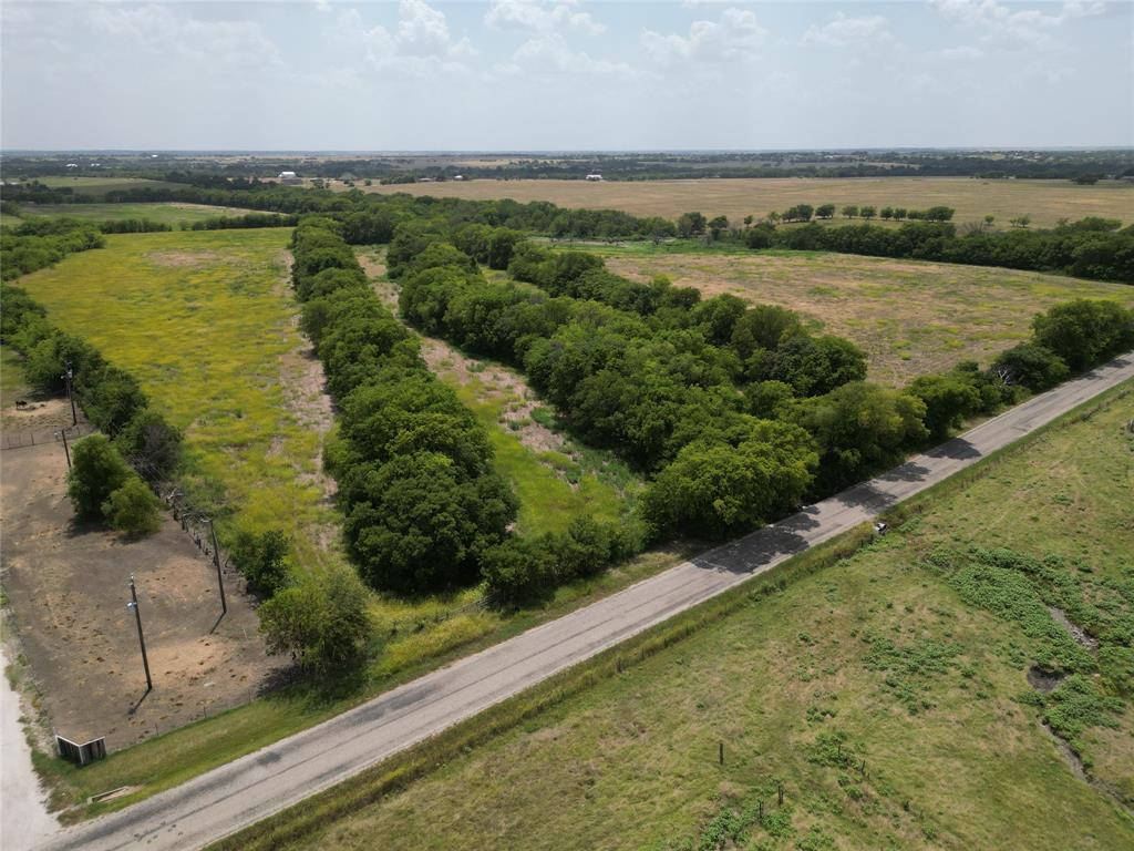 000 View Road Property Photo 4