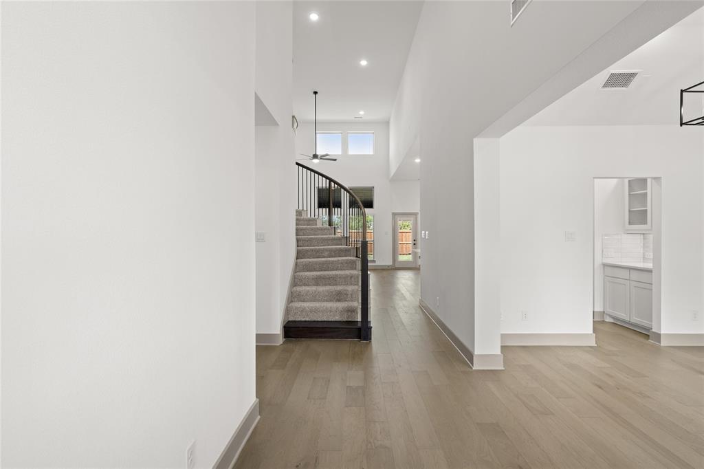 1212 Turkey Trot Drive Property Photo 4