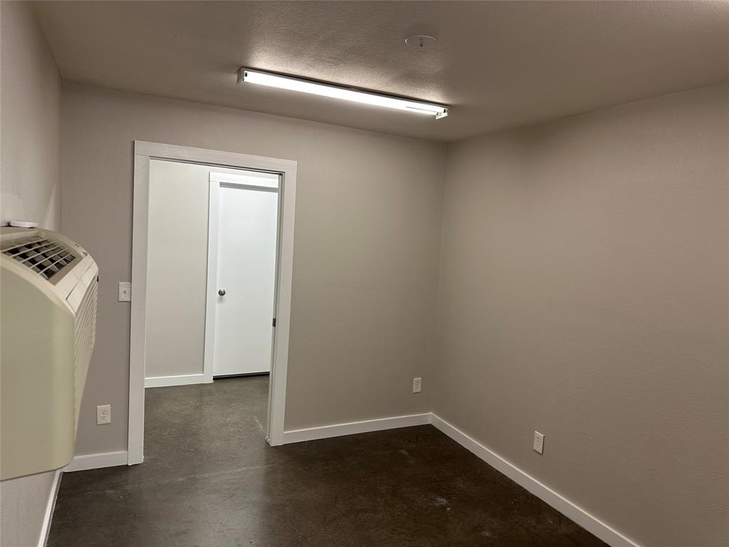 2010 Avondale-haslet Road Property Photo 4