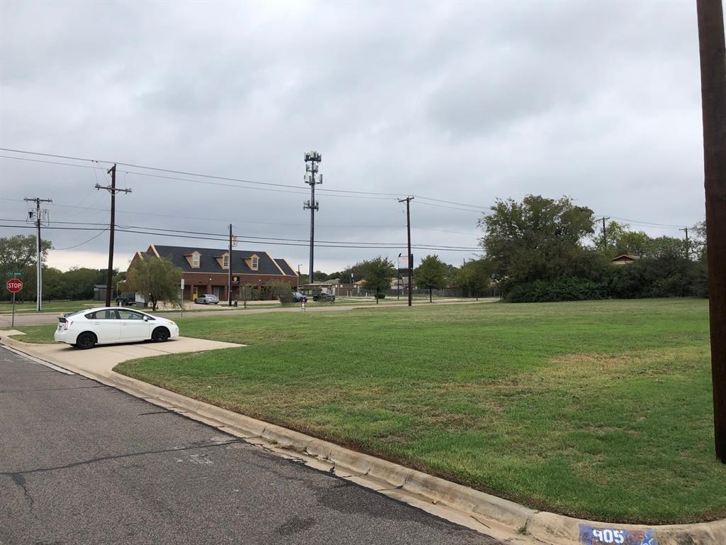 700 Little School Road Property Photo 1