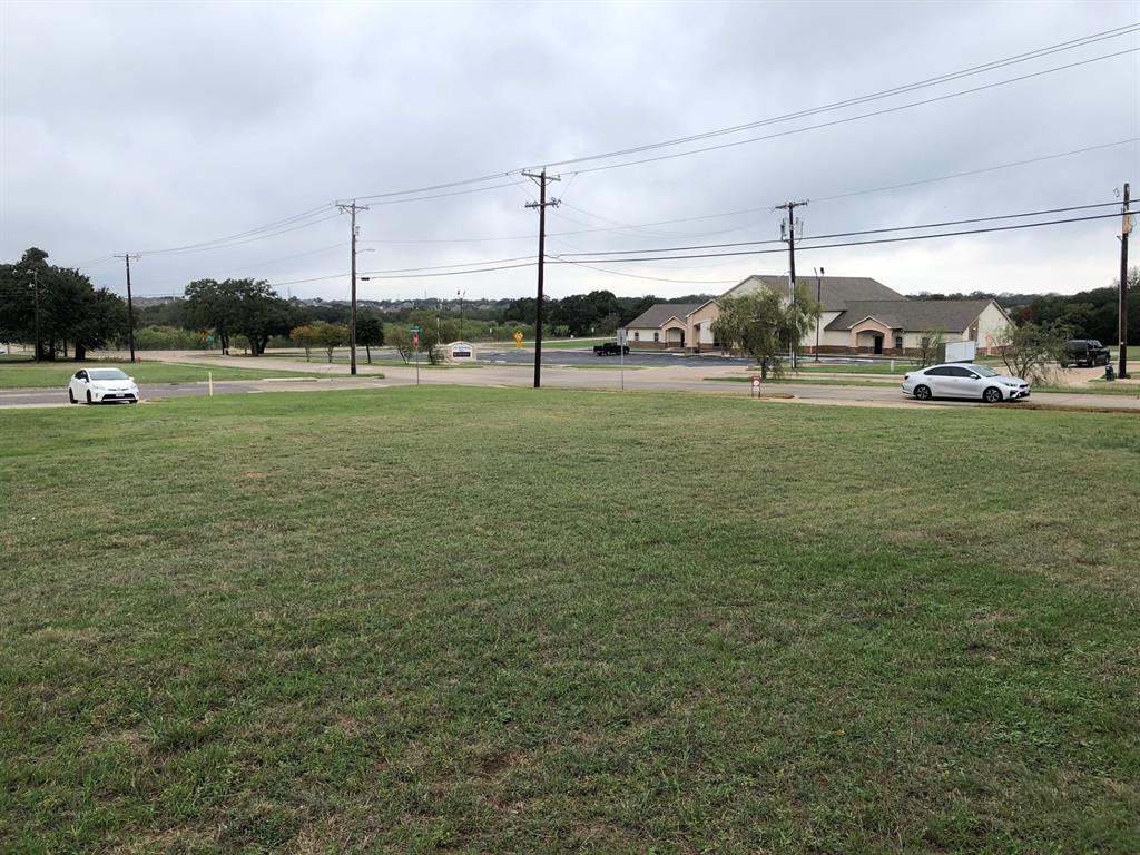 700 Little School Road Property Photo 3