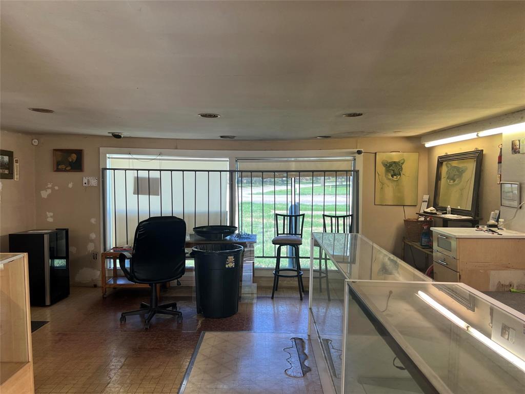 126 N Highway 77 Highway Property Photo 8
