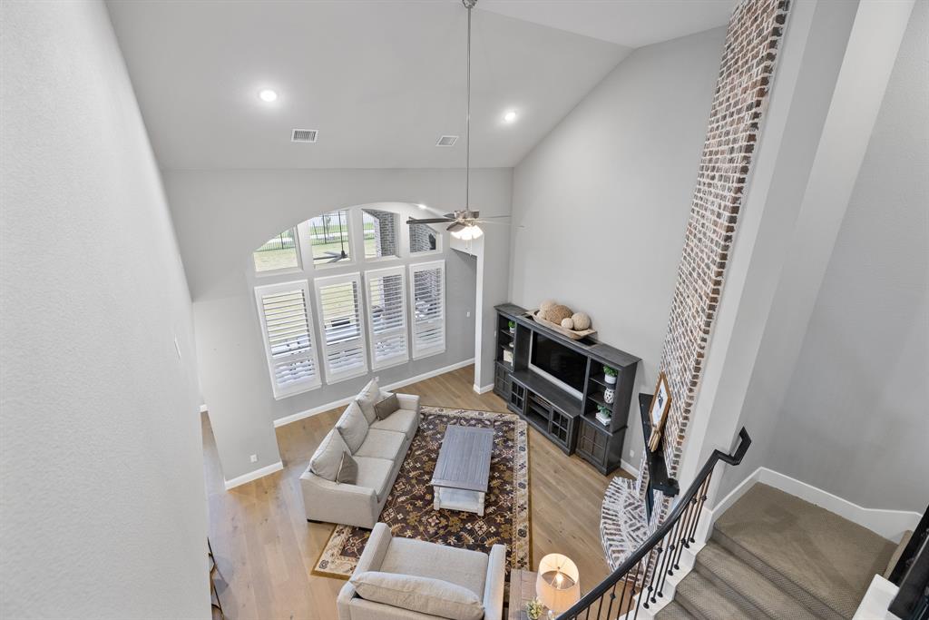 1640 Turnberry Drive Property Photo 18