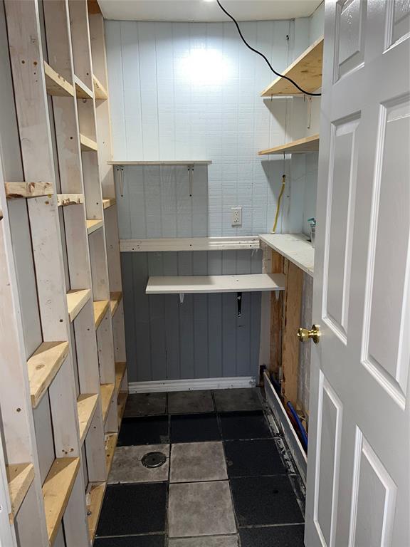 113 N Houston Street Property Photo 12