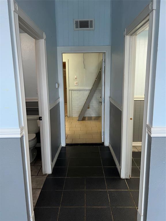 113 N Houston Street Property Photo 16