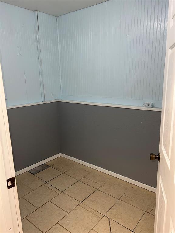 113 N Houston Street Property Photo 20
