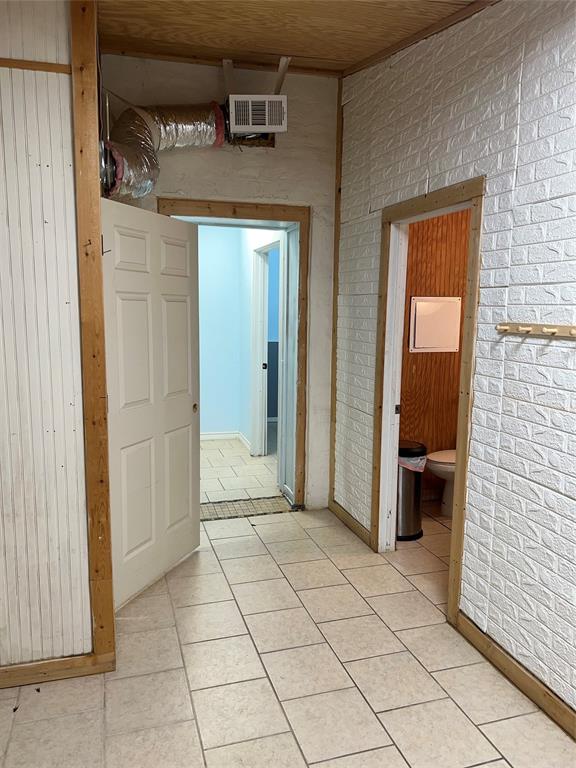113 N Houston Street Property Photo 26
