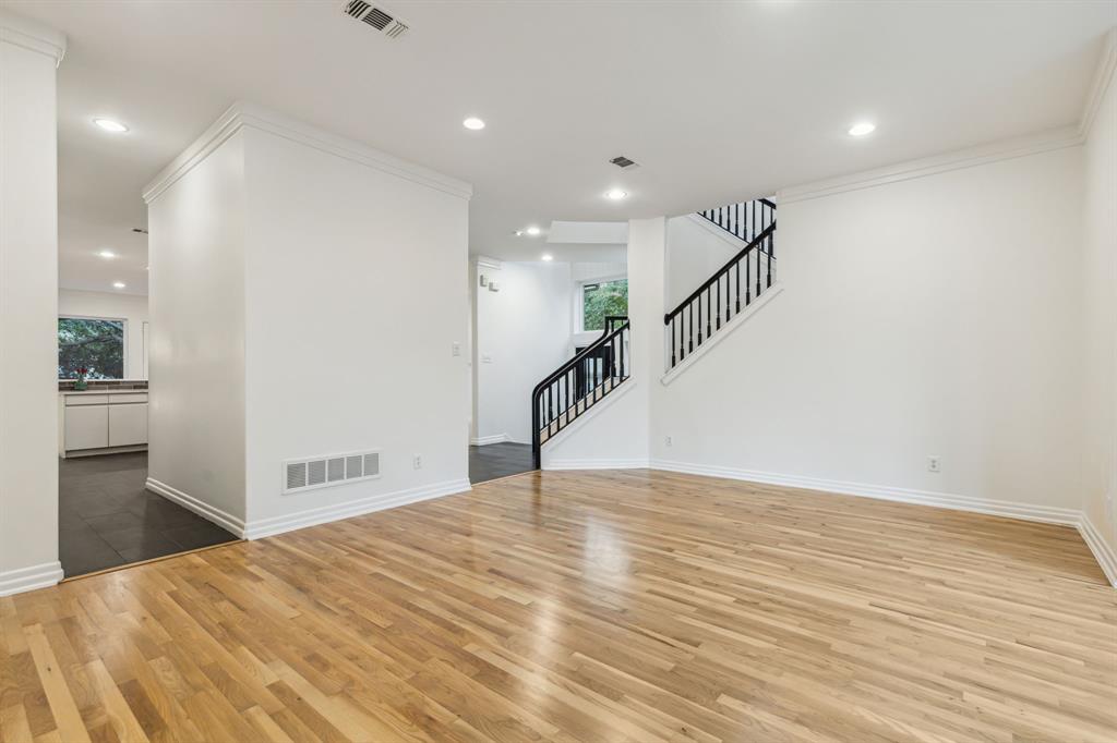 947 Liberty Street Property Photo 13
