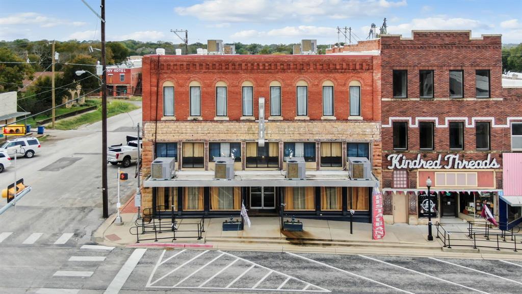 100 N Texas Street Property Photo 2