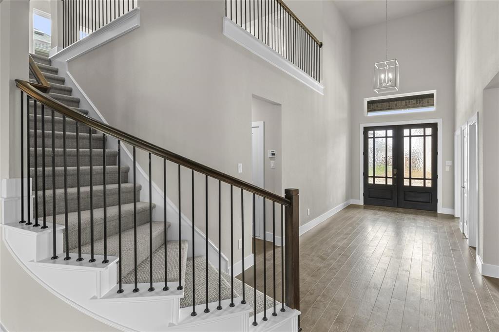 6201 Muller Creek Drive Property Photo 6