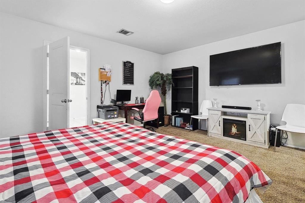 509 Rustic Meadows Trail Property Photo 16