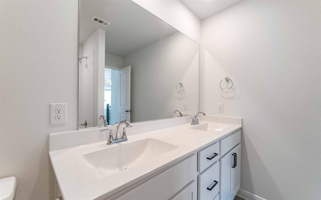 1801 Acorn Creek Circle Property Photo 14