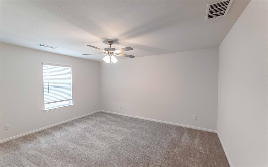 2044 Fall Creek Cove Property Photo 11