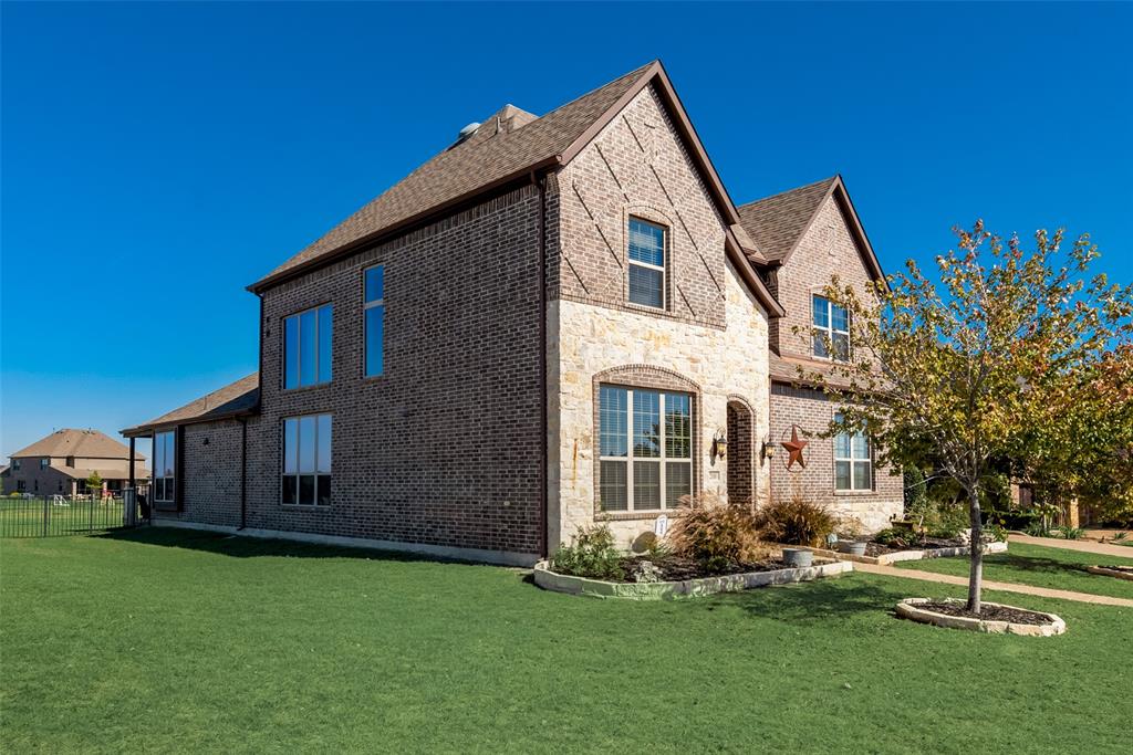 2100 Fred Couples Drive Property Photo 3