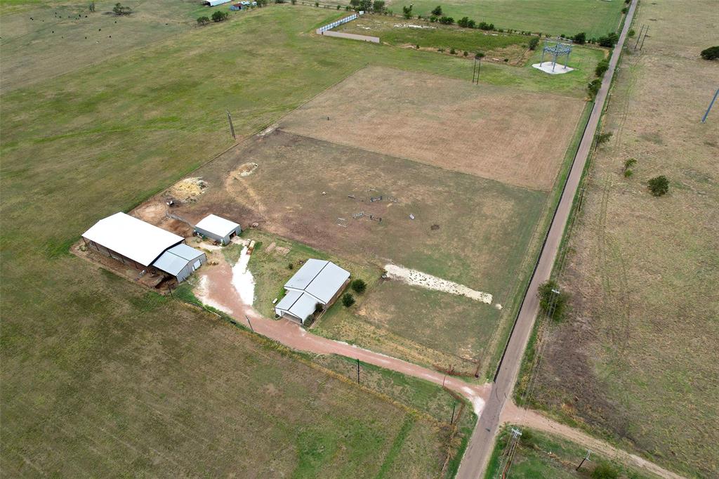 9101 County Road 1127 Property Photo 5