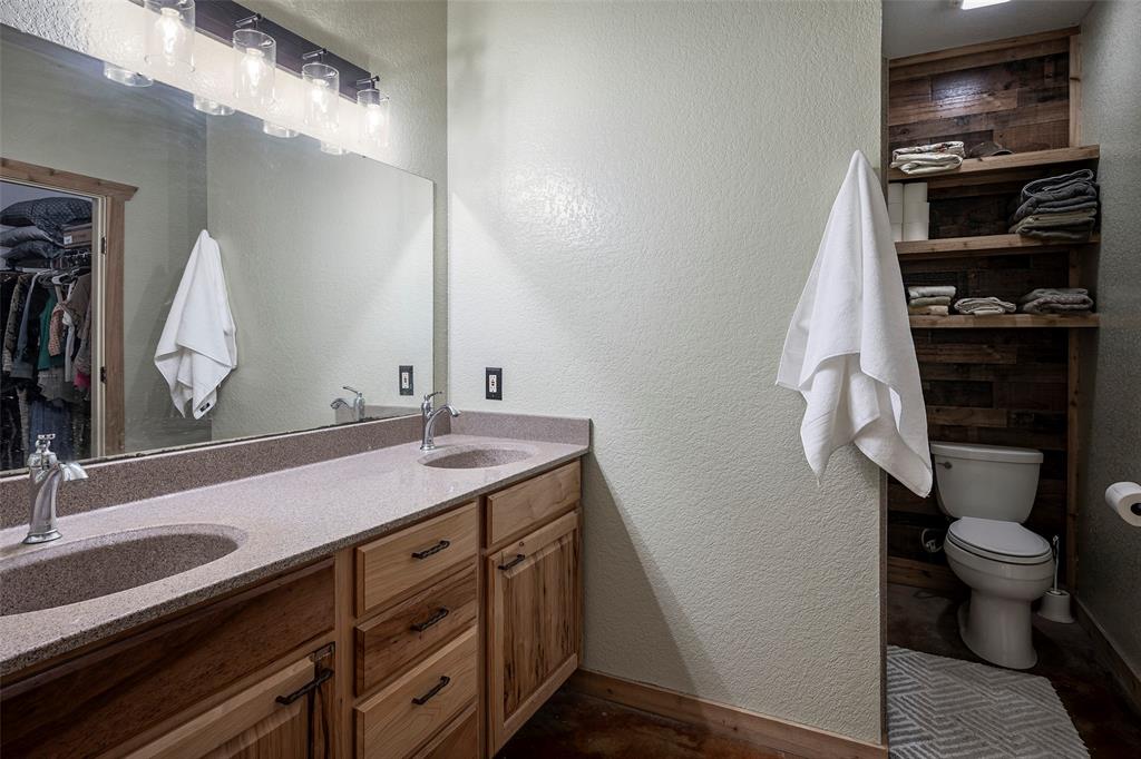 9101 County Road 1127 Property Photo 16