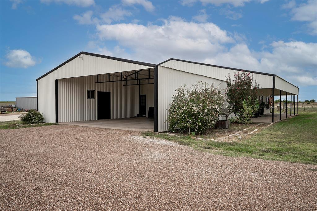 9101 County Road 1127 Property Photo 34