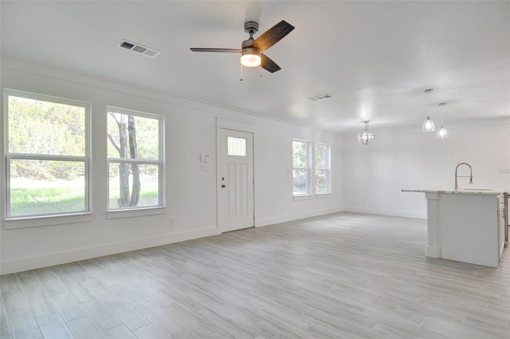 5638 Barkridge Drive Property Photo 8