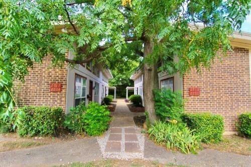 2708 Mccart Avenue Property Photo 16