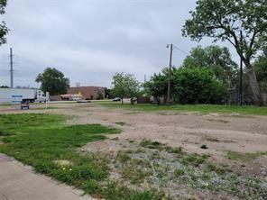 604 N Oak Street Property Photo