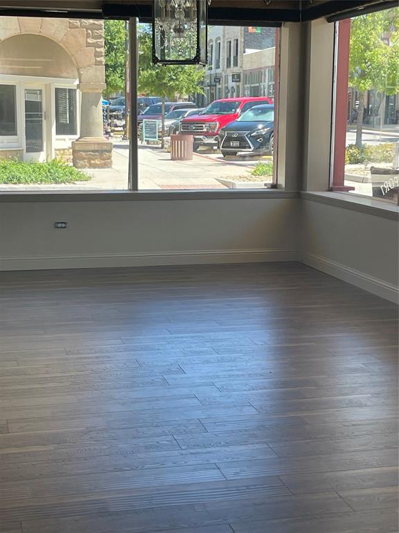 921 Halsell Street Property Photo 11