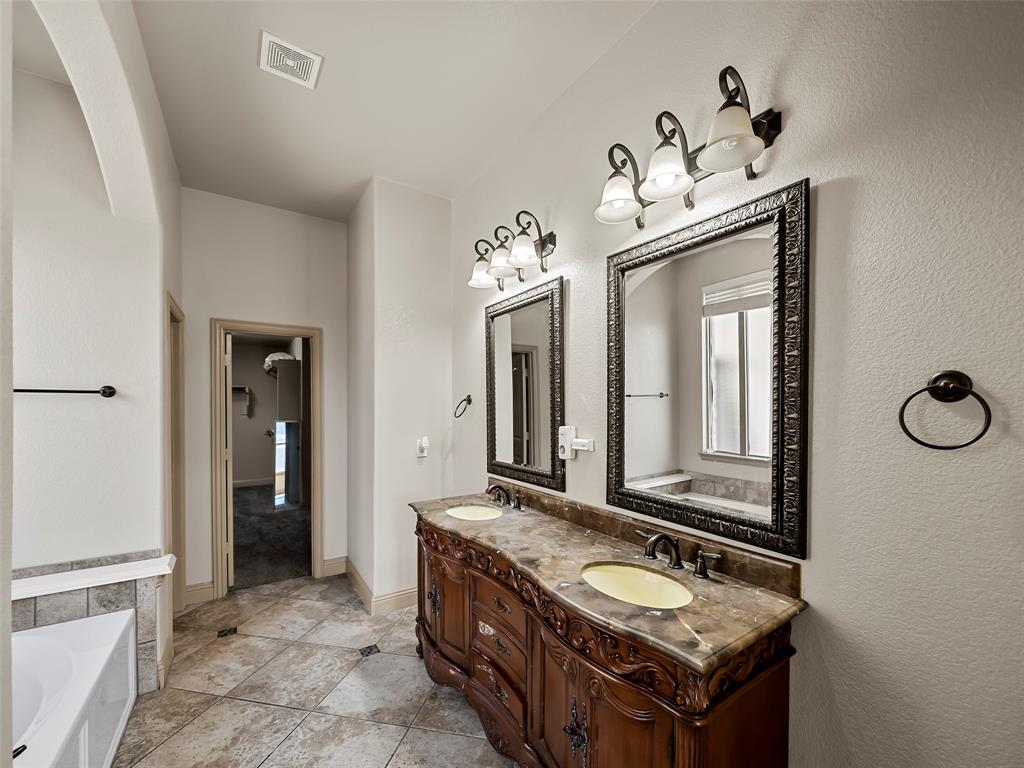 2101 Hartley Drive Property Photo 18