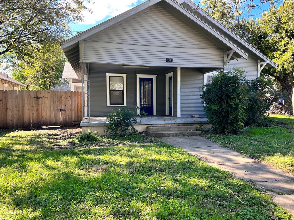 1601 Durham Avenue Property Photo 1