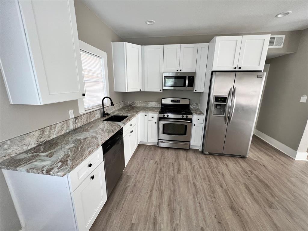 1601 Durham Avenue Property Photo 3