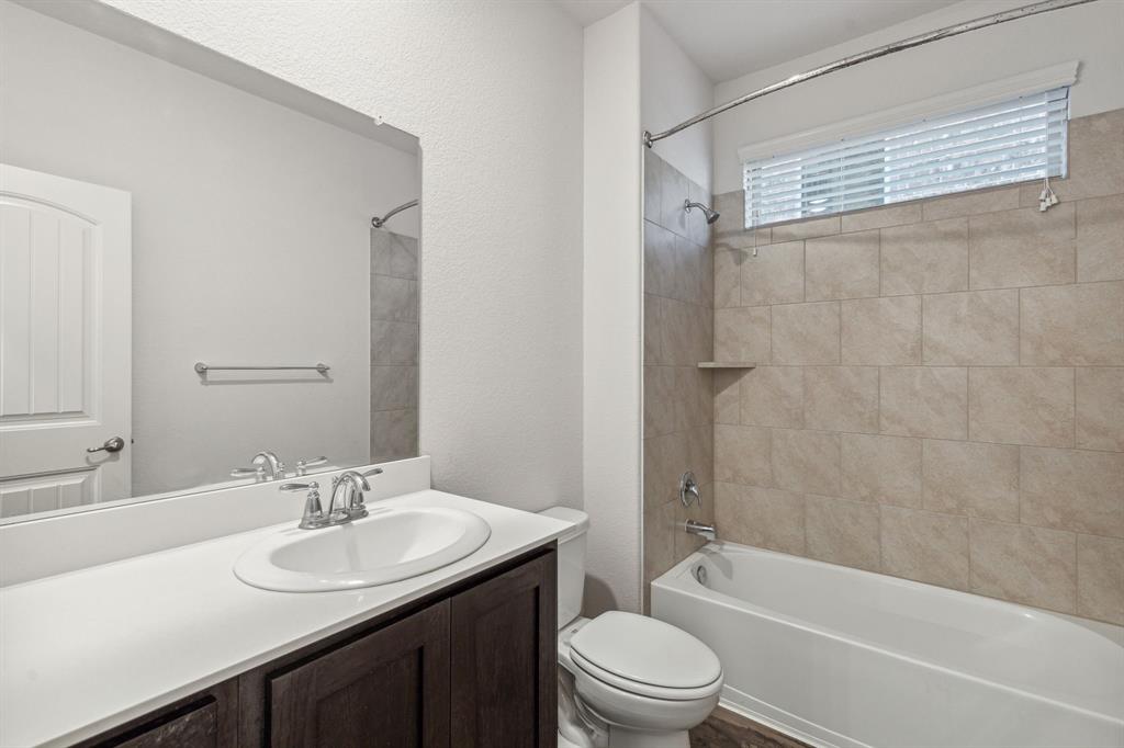 2160 Barx Drive Property Photo 13
