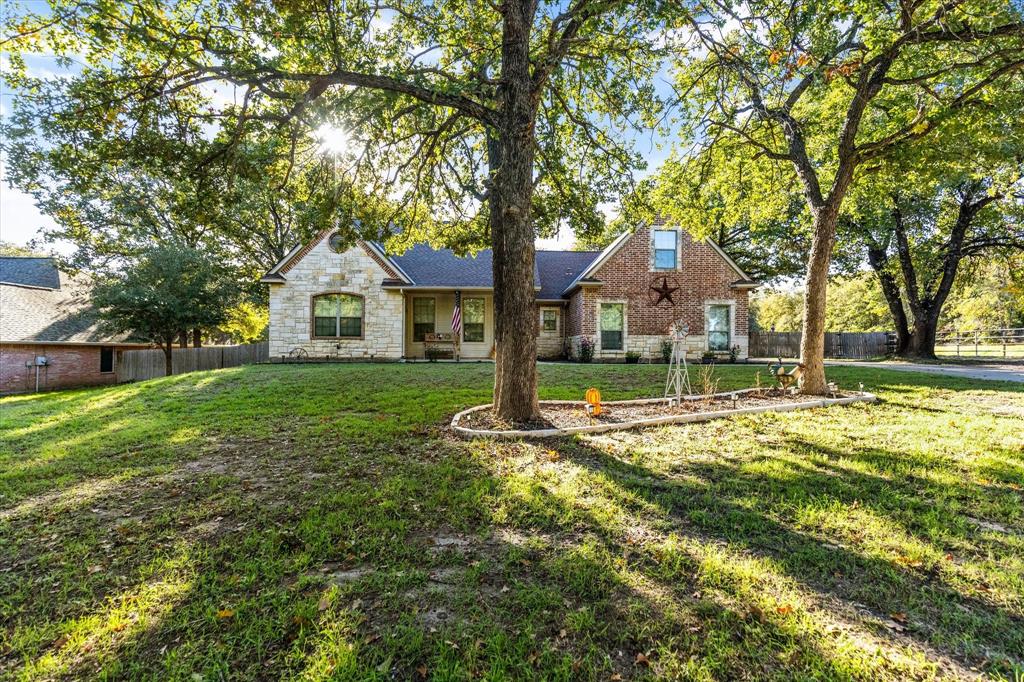 6601 Forest Oaks Court Property Photo 3