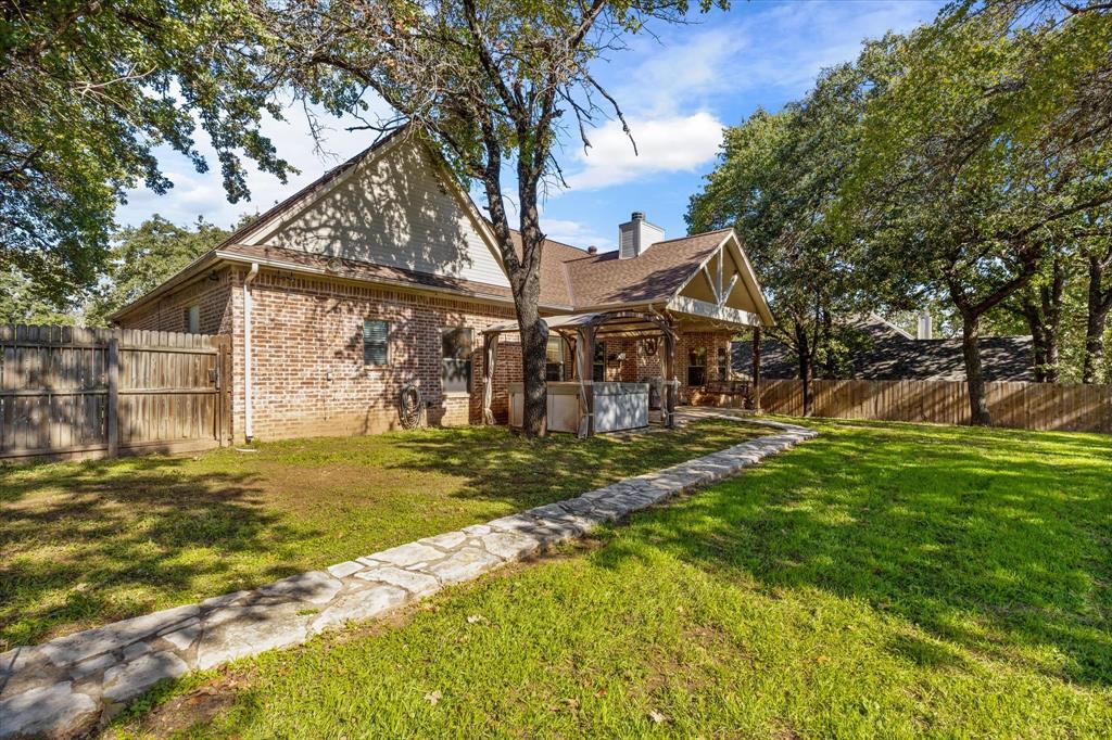 6601 Forest Oaks Court Property Photo 25
